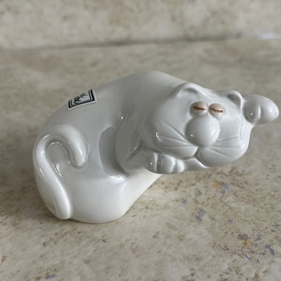 Fitz and Floyd Salt and Pepper Shaker Lazy Kitty Cats - Picture 7 of 8